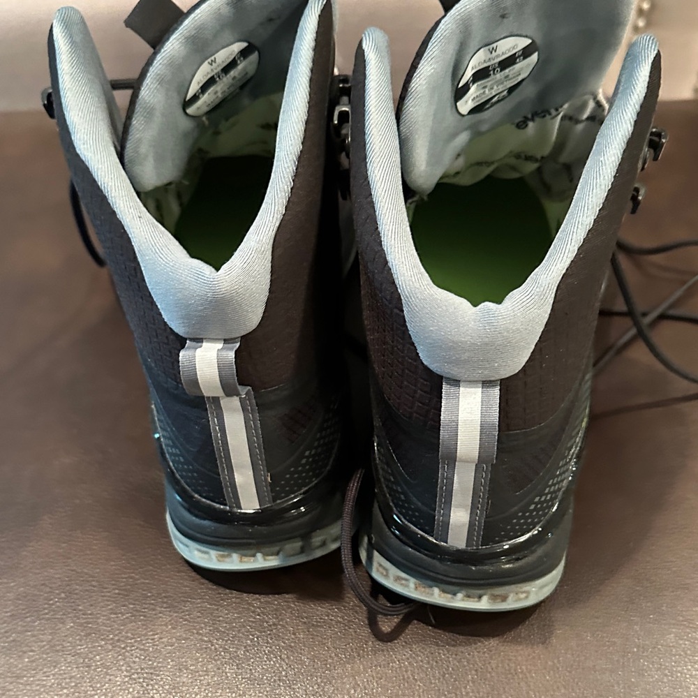 Altra Black and Gray Lace Up Boots - Picture 6 of 9